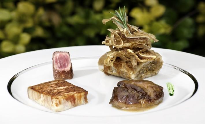 Homenaje al cerdo ibérico, con terrina de patata y tocino